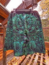 Meganeuropsis Mens Shorts