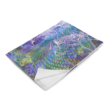 Saphira Throw Blanket