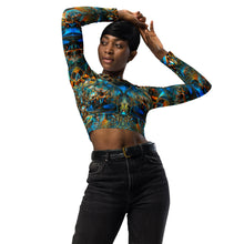 Megaloptera Long Sleeve Crop Top