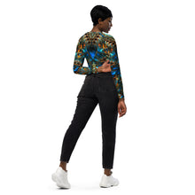 Megaloptera Long Sleeve Crop Top