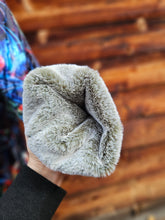 Suwampee Crushed Velvet Cloak with Olive Green Gray Faux Fur lining