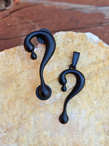 Black Dripper Pin (LE 60)