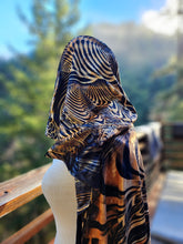Down the Ribbit Hole Velvet Hooded Pashmina