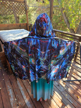 Suwampee Velvet Hooded Pashmina