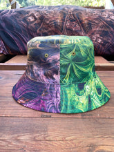 SPECTRAL EVIDENCE/DRAGON'S LAIR REVERSIBLE BUCKET HAT