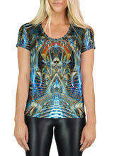 MERE REFLECTION SCOOP NECK T-SHIRT